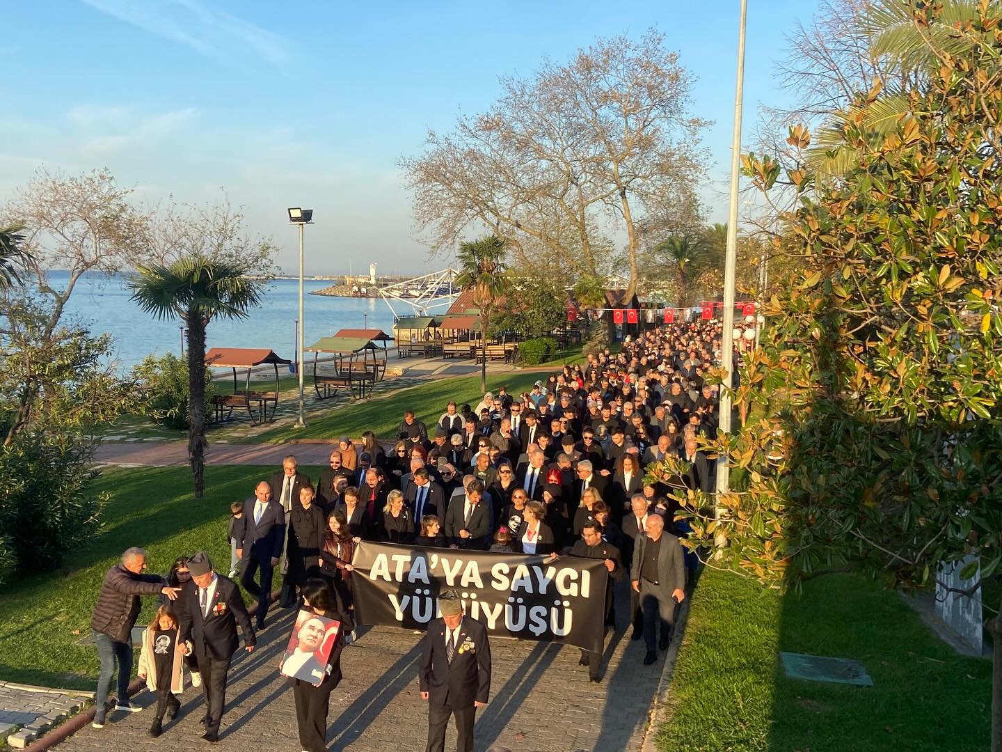 579687434 17973954824974259 6431861223333268308 N