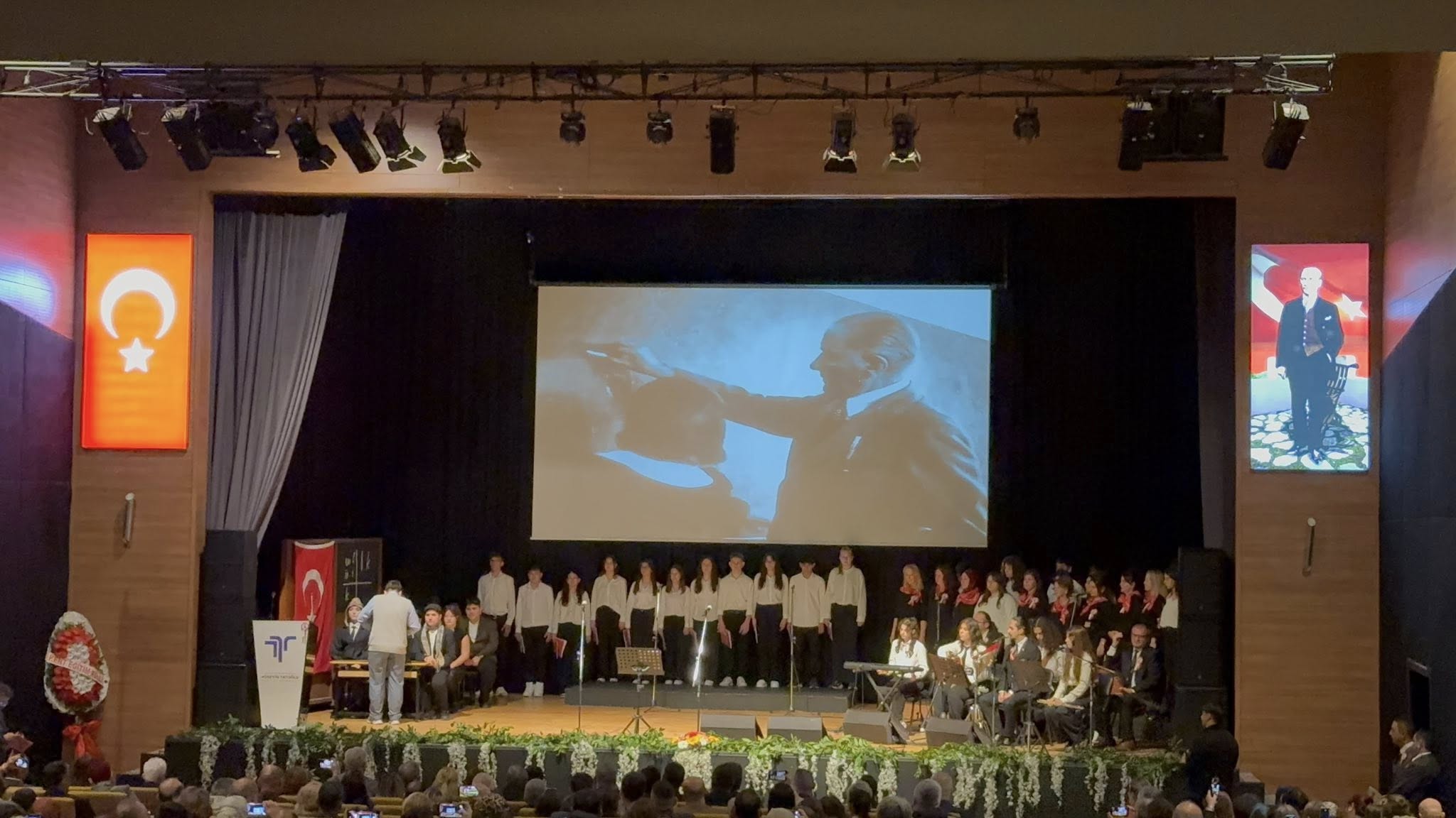 Ö Ğ R E T M E N L E R G Ü N Ü3