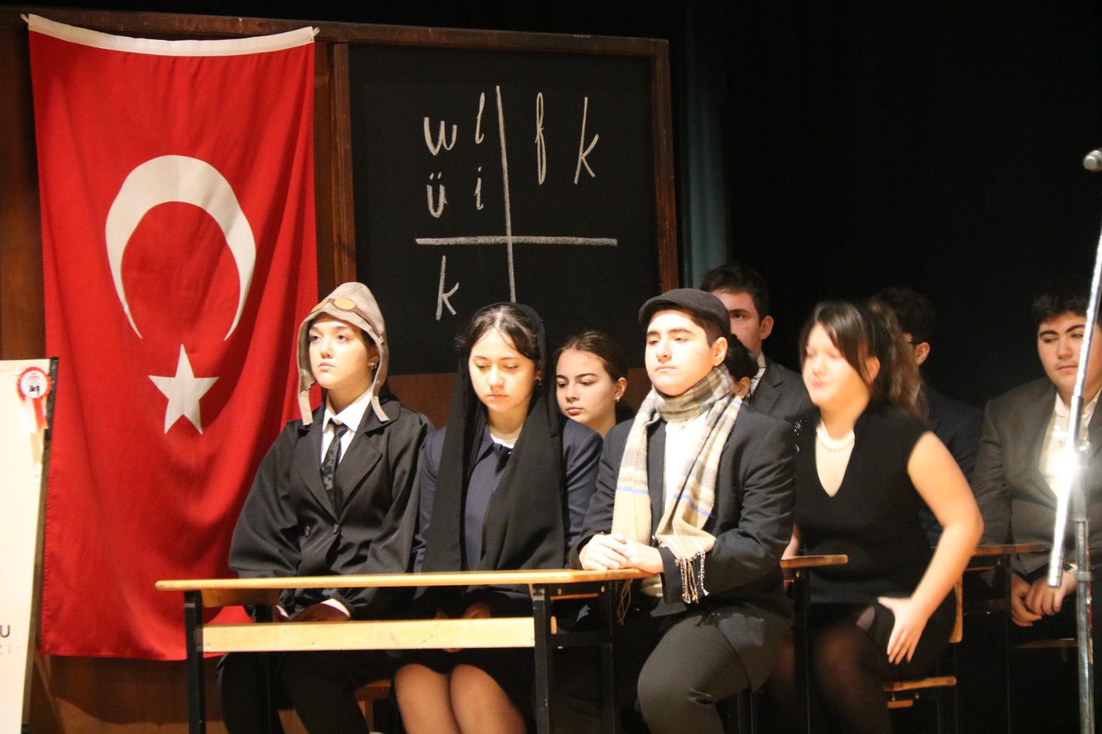 Ö Ğ R E T M E N L E R G Ü N Ü5