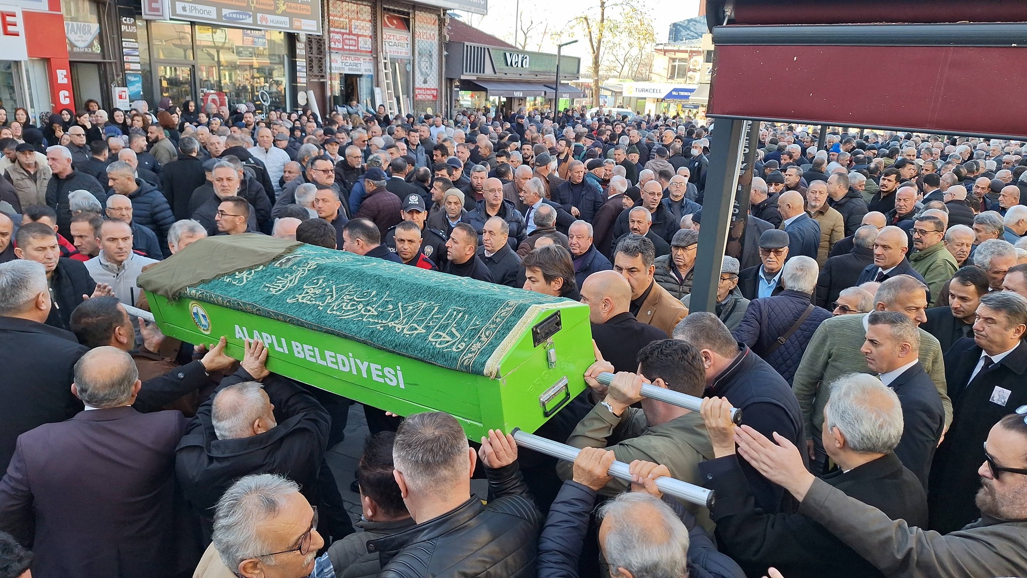 599751792 1384176840163799 9120998076292825085 N