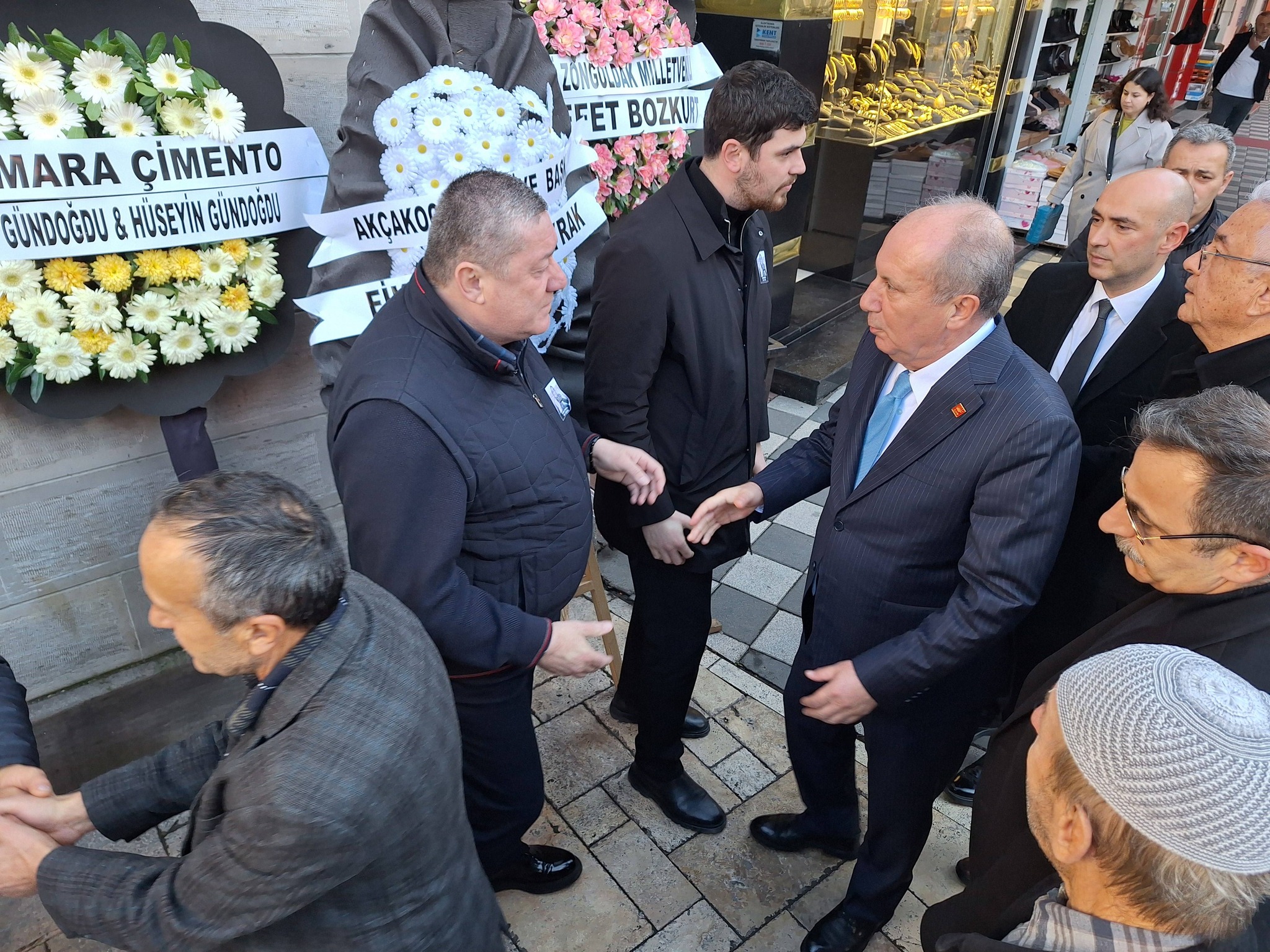 601378424 1384181850163298 1707923927536049920 N