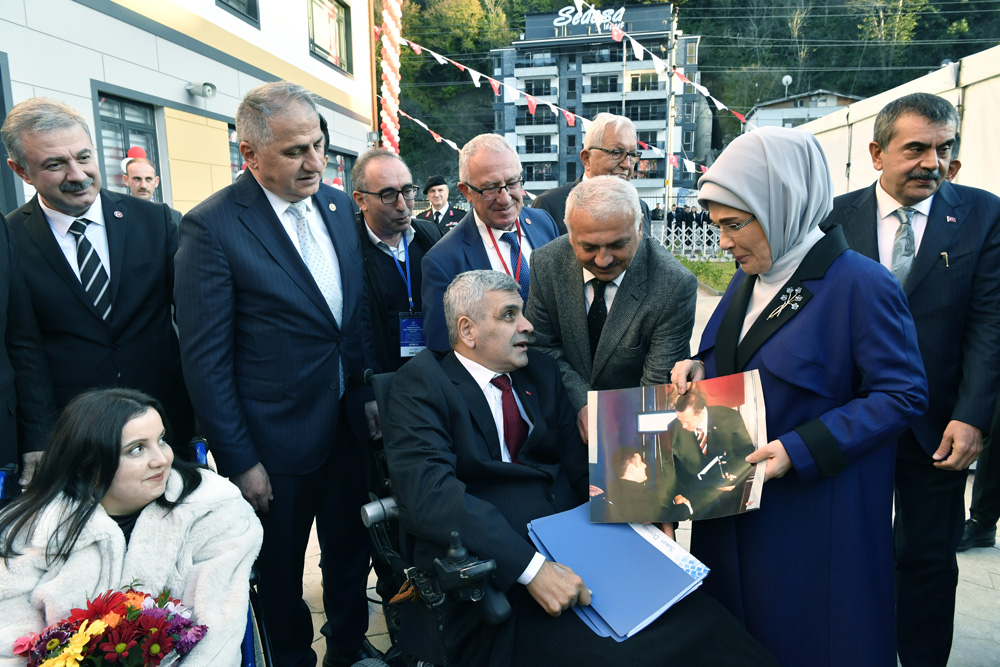 A A 20251203 39883550 39883537 E M I N E E R D O G A N Z O N G U L D A K K A R A D E N I Z E R E G L I O Z E L E G I T I M K A M P U S U A C I L I S T O R E N I N E K A T I L D I