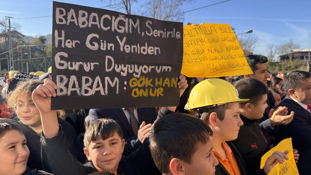 A A 20251204 39888398 39888389 M A D E N C I L E R G U N U N D E I S C I L E R C O C U K L A R I N I N O K U L U N D A A L K I S L A R L A K A R S I L A N D I