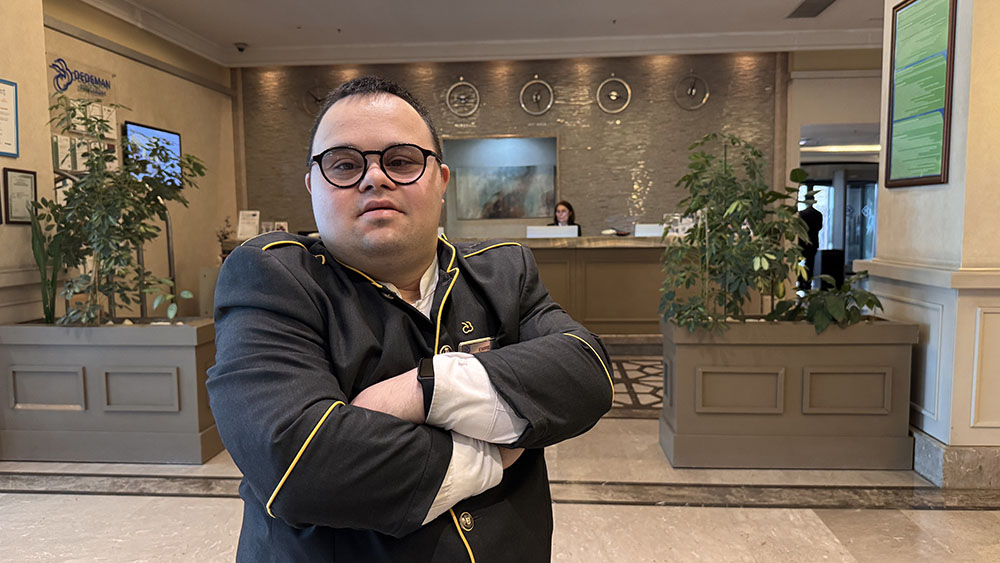 A A 20251206 39905289 39905284 D O W N S E N D R O M L U E M R E G U L E R Y U Z U Y L E C A L I S T I G I O T E L E R E N K K A T I Y O R