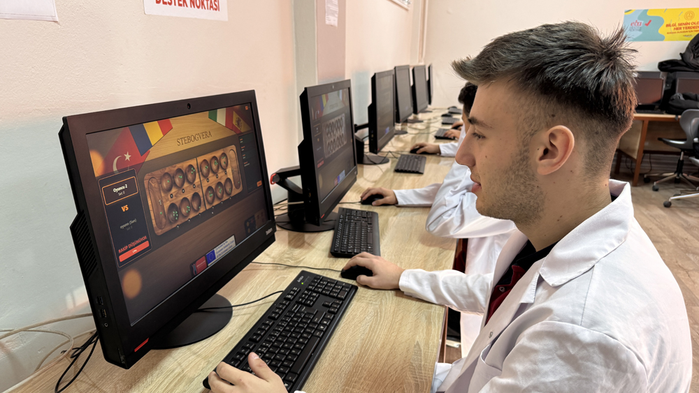 A A 20251222 40045774 40045770 T U R K O G R E N C I L E R Y A B A N C I A K R A N L A R I Y L A G E L E N E K S E L M A S A O Y U N L A R I N I D I J I T A L O R T A M A T A S I D I