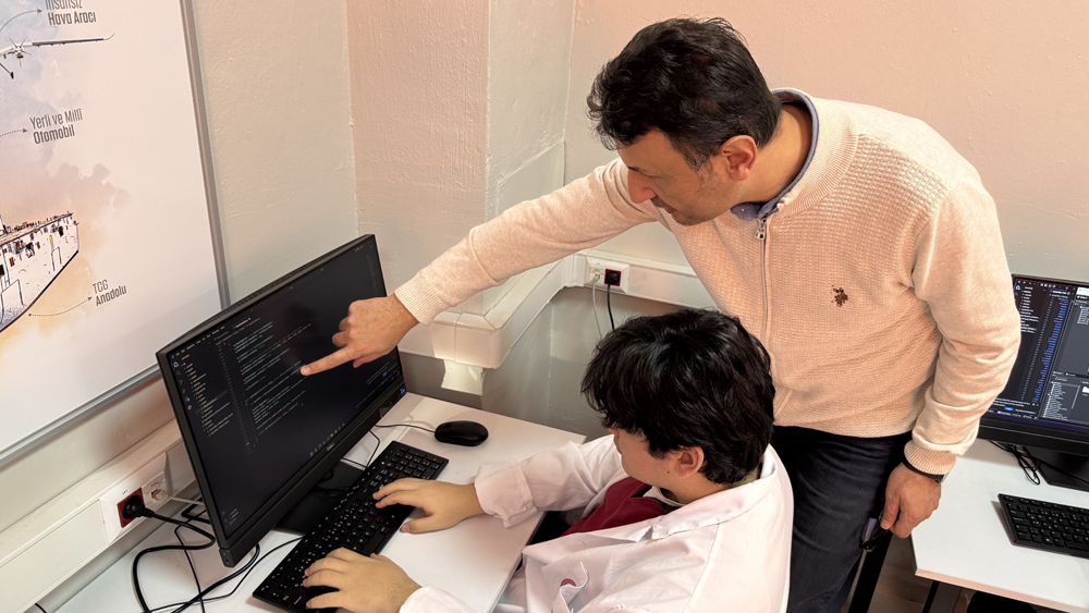 A A 20251222 40045774 40045771 T U R K O G R E N C I L E R Y A B A N C I A K R A N L A R I Y L A G E L E N E K S E L M A S A O Y U N L A R I N I D I J I T A L O R T A M A T A S I D I