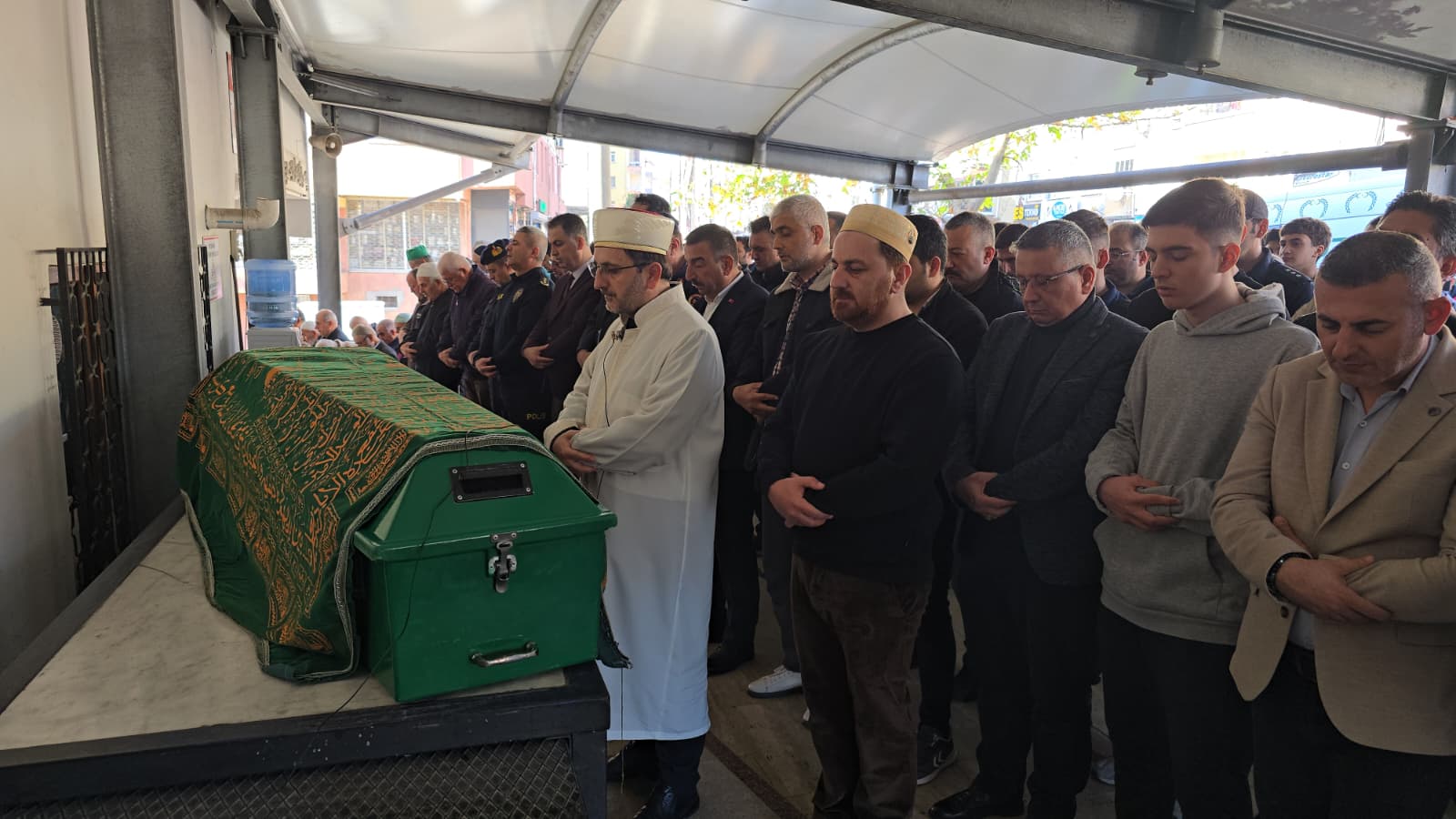 Whatsapp Image 2025 12 07 At 17.09.18