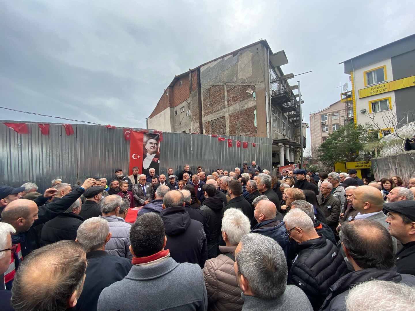 611253936 18077719718462631 4399216359970069881 N