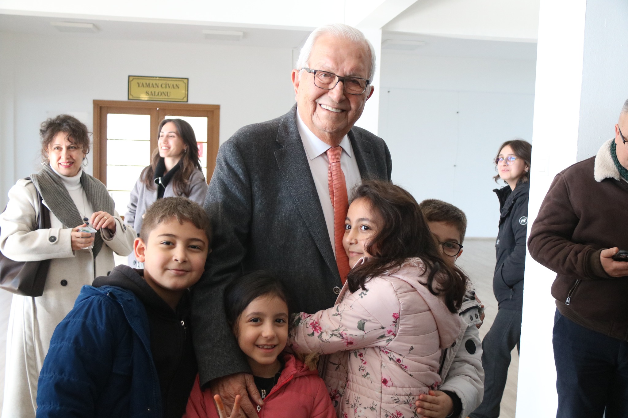 616634991 3791349457662164 5837907536233857332 N