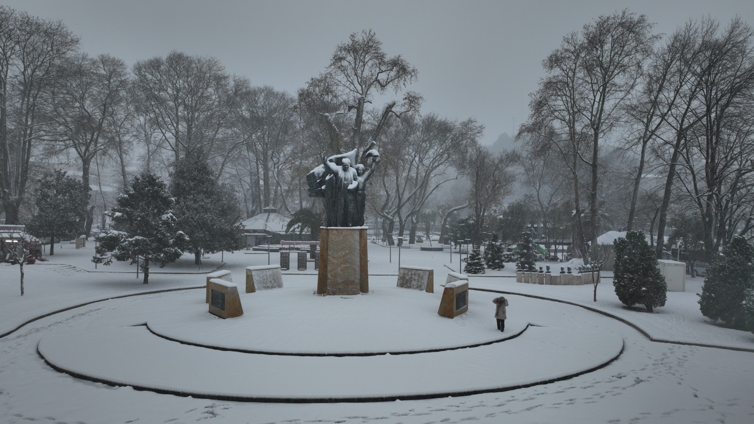 Whatsapp Image 2026 01 01 At 13.16.00 (1)