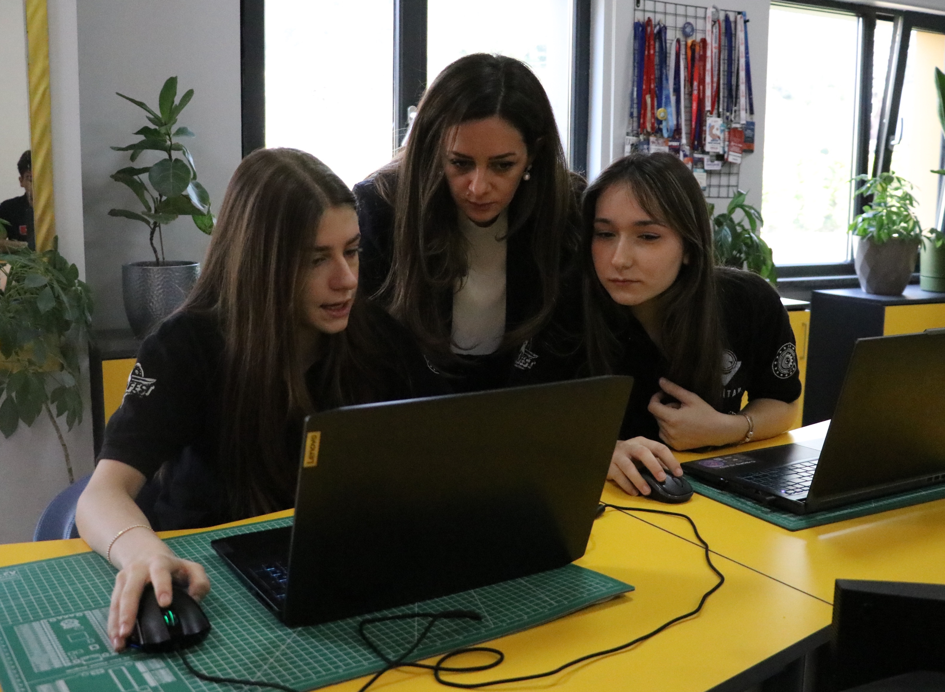 A A 20260212 40529622 40529619 D I J I T A L O D A K L I C A L I S M A L A R I Y L A O G R E N C I L E R I T E K N O L O J I C A G I N A H A Z I R L I Y O R