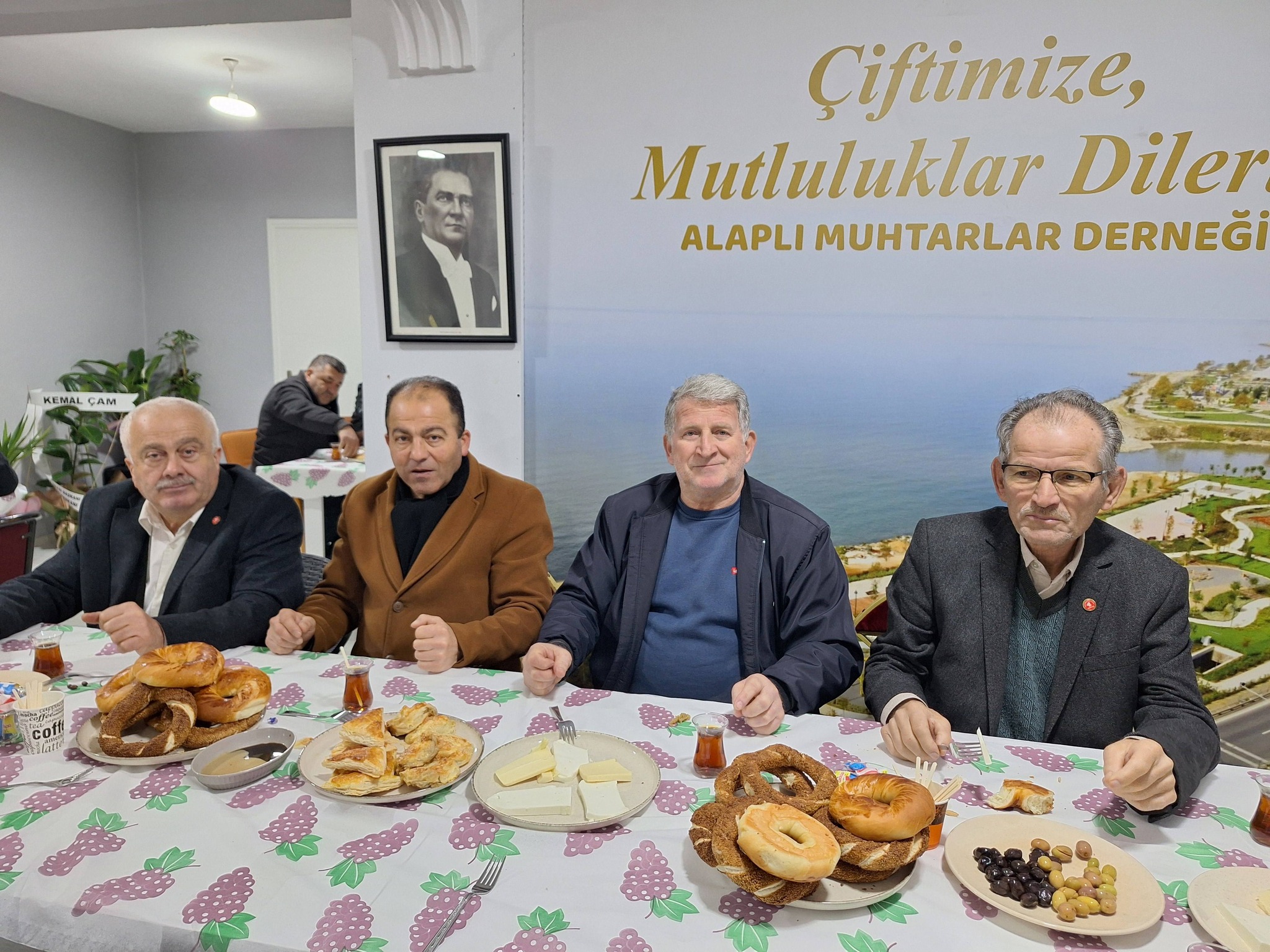 Alapli Muhtar1