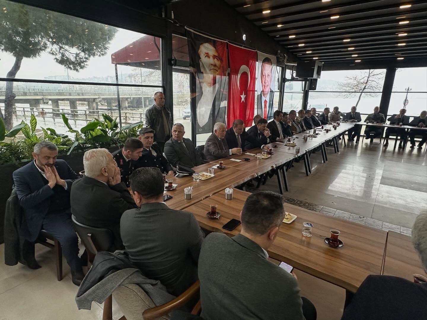 653528327 18035041343787721 6101000850981195775 N