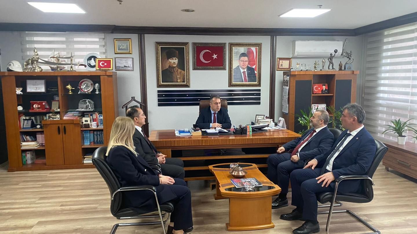 655879305 953725327000497 3995176156385934758 N