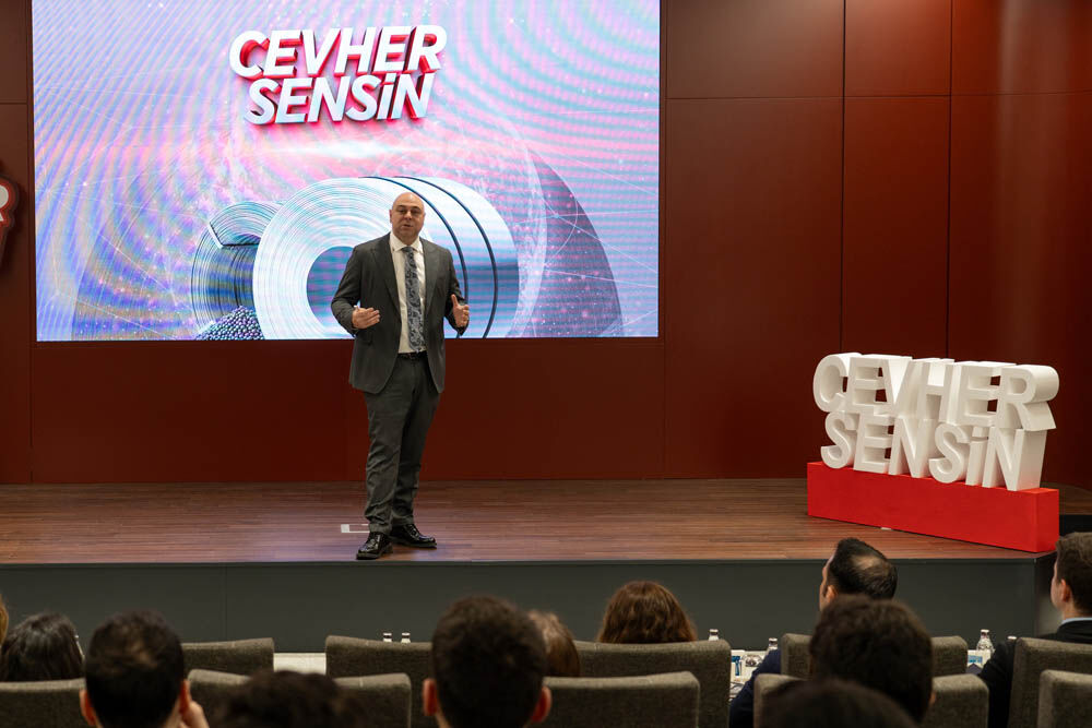 Yönetim Kurulu Üyesive Murahhas Aza Serdarbasoglu-1