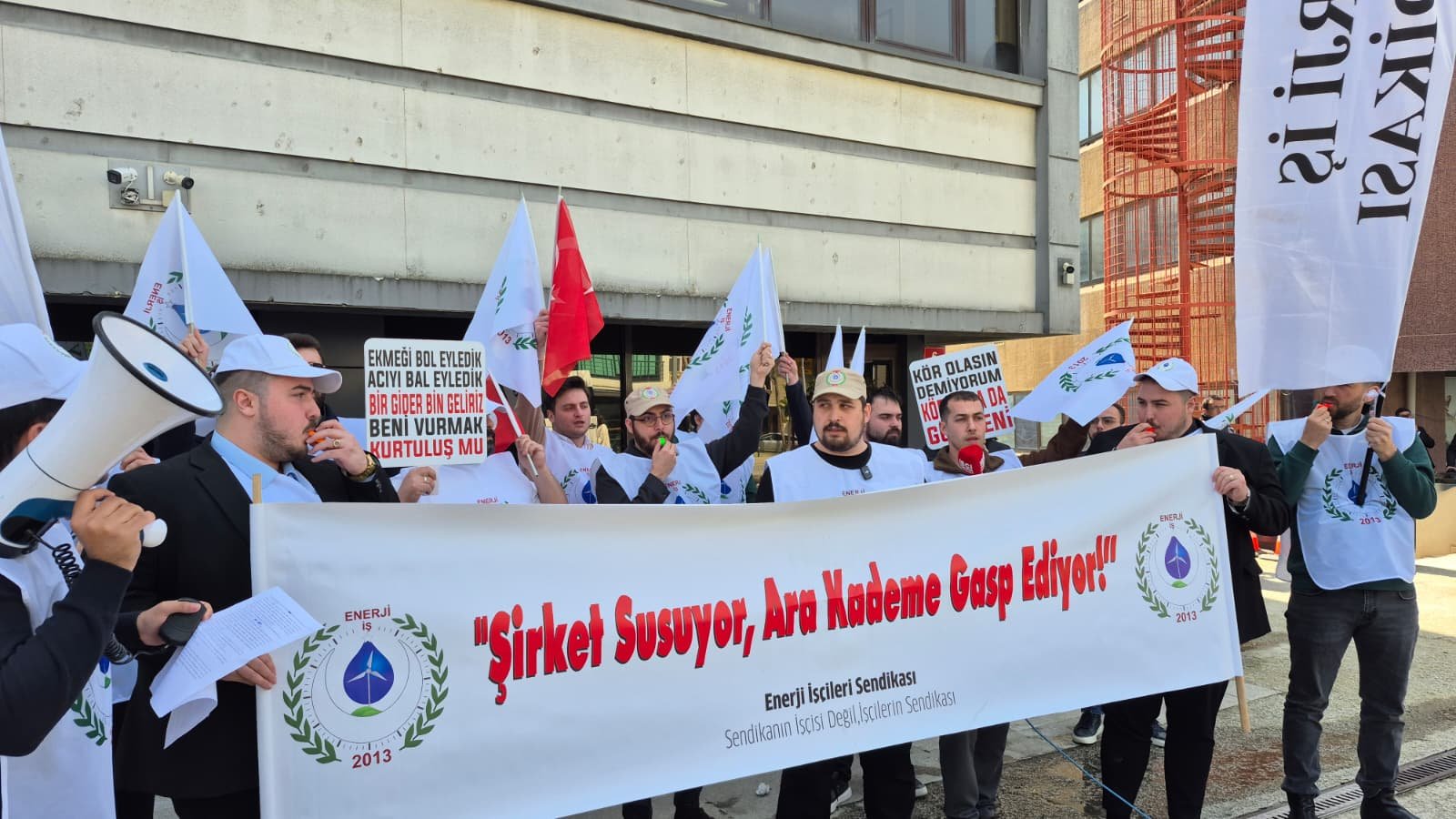 Whatsapp Image 2026 04 13 At 21.26.23