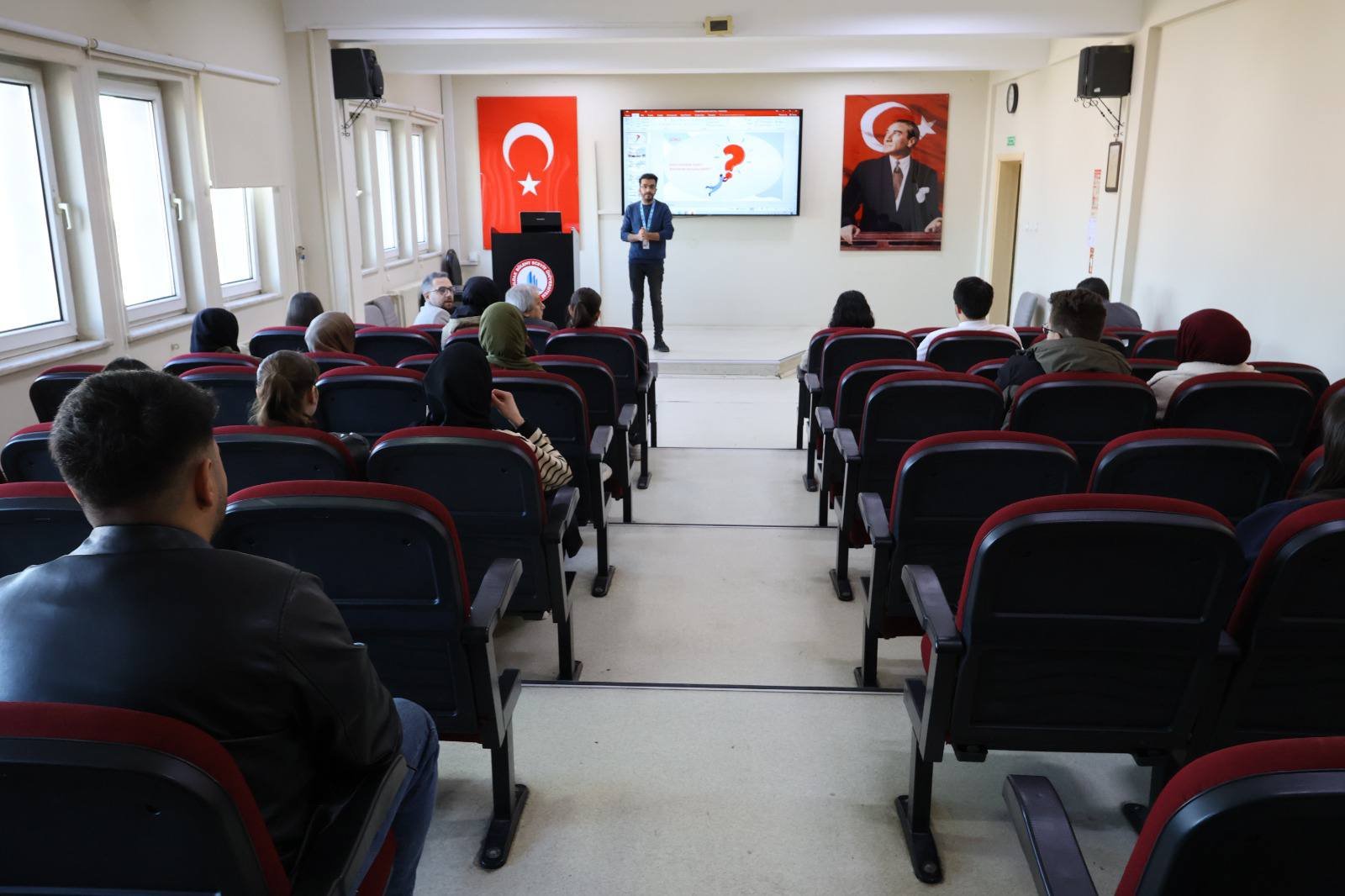 Kurshastane1