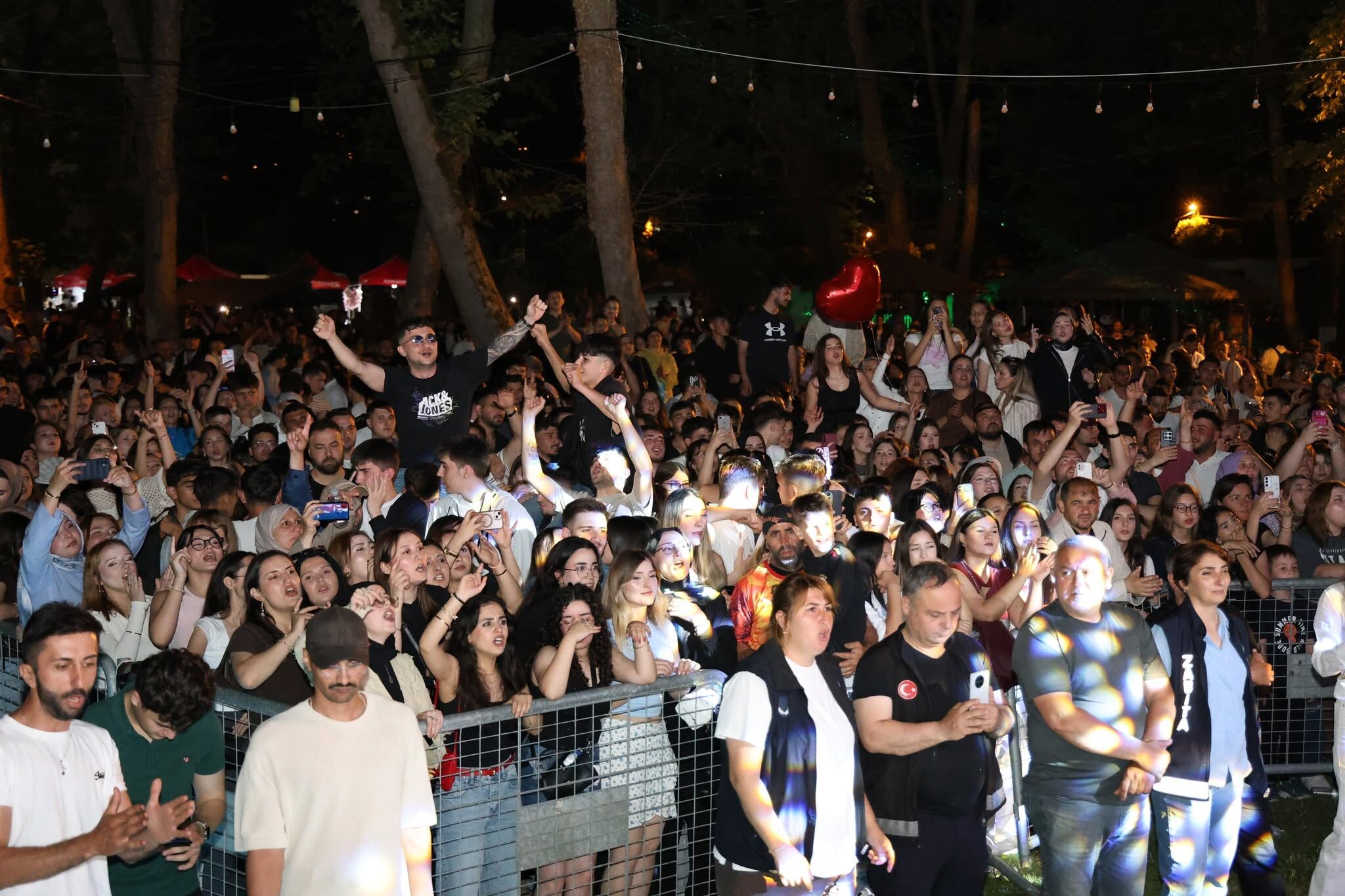 F E S T İ V A L10