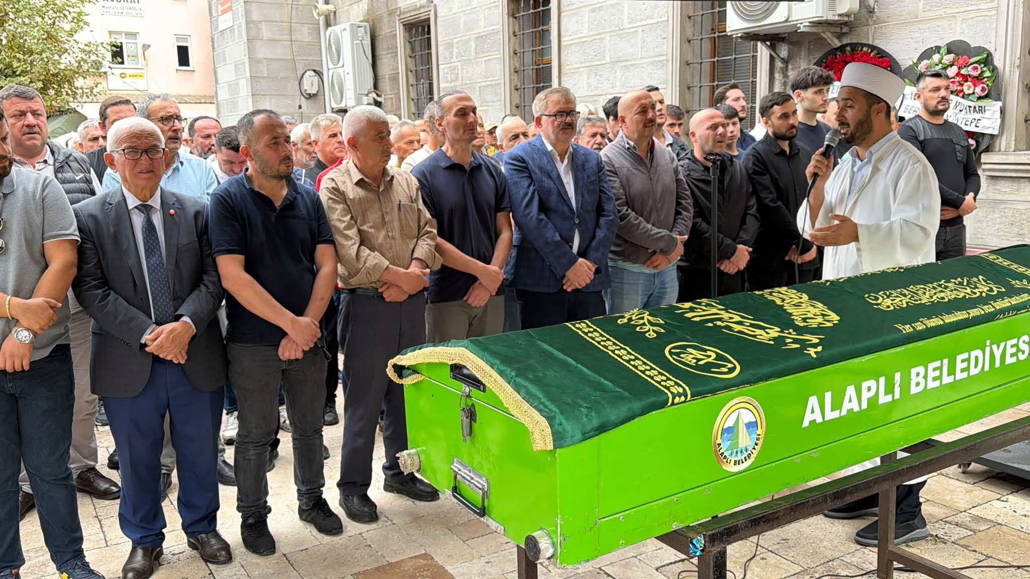 ESKİ BAŞKAN KOCAMAN, HAYATINI KAYBETTİ...