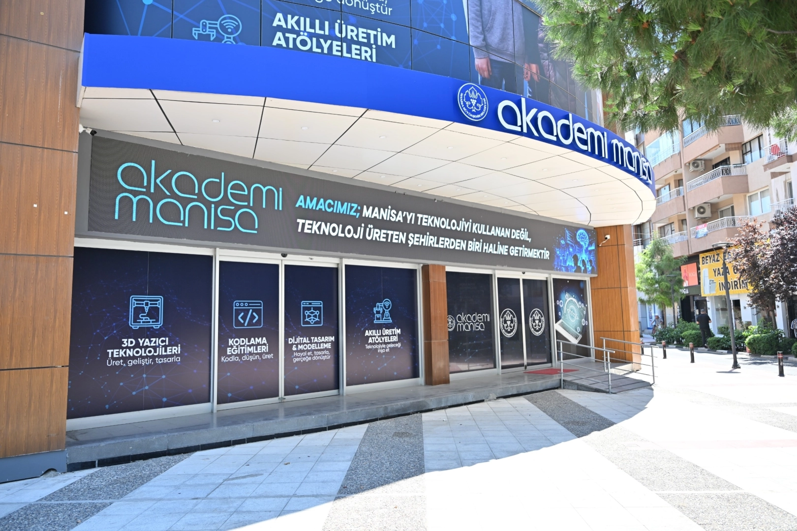 Akademi Manisa'da yeni dönem hazırlığı