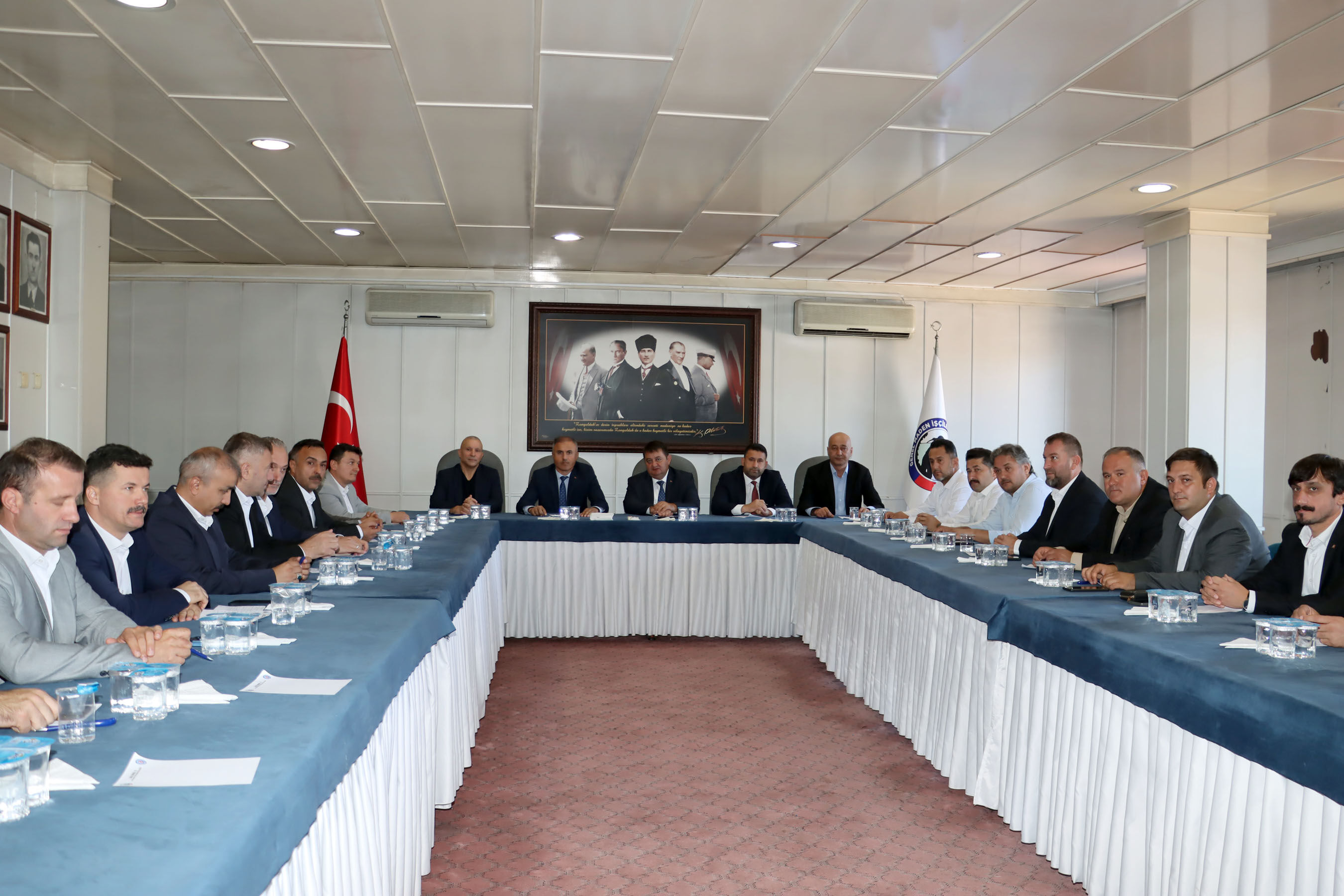 ‘SENDİKAL MÜCADELEMİZ SÜRECEK’