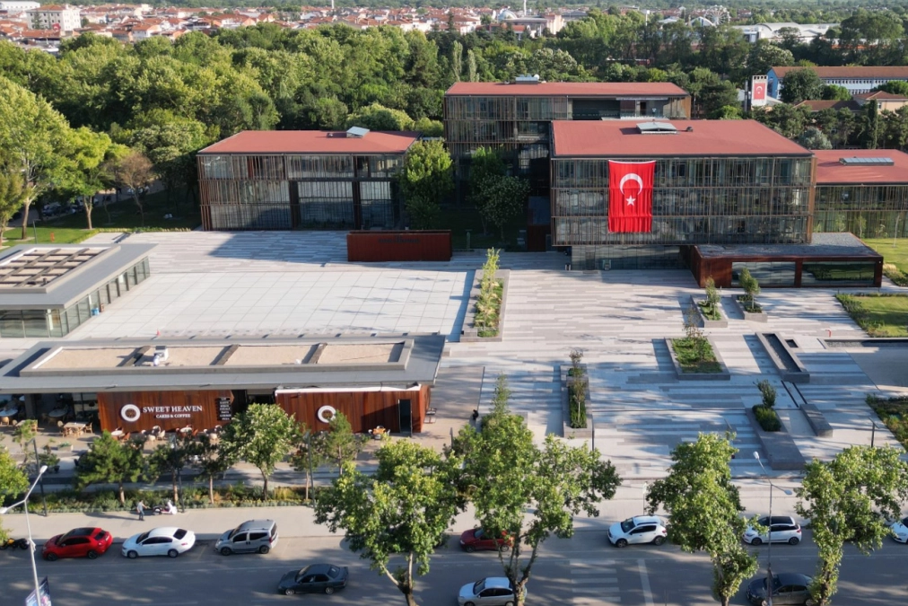 İnegöl'de belediye hizmetlerine e-devlet kolaylığı... Yarım milyon işlem e-devlet'ten gerçekleşti