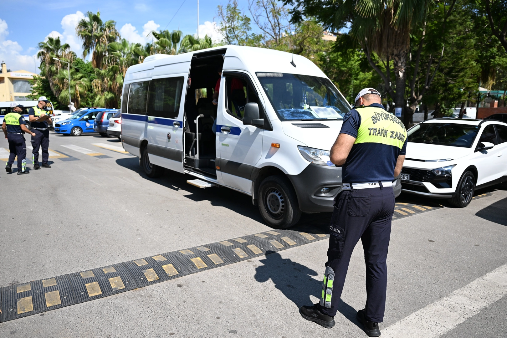 Mersin'de okul servislerine sıkı denetim