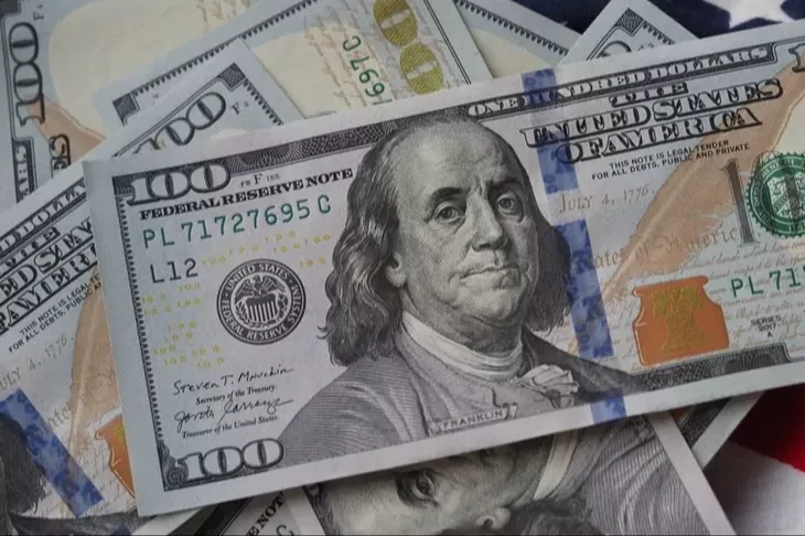 Reel sektörün net döviz açığı Temmuz'da 210,8 milyar dolara çıktı!
