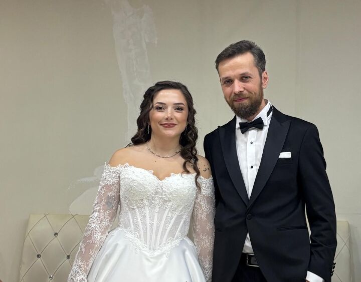 ALLAH BİR YASTIKTA KOCATSIN