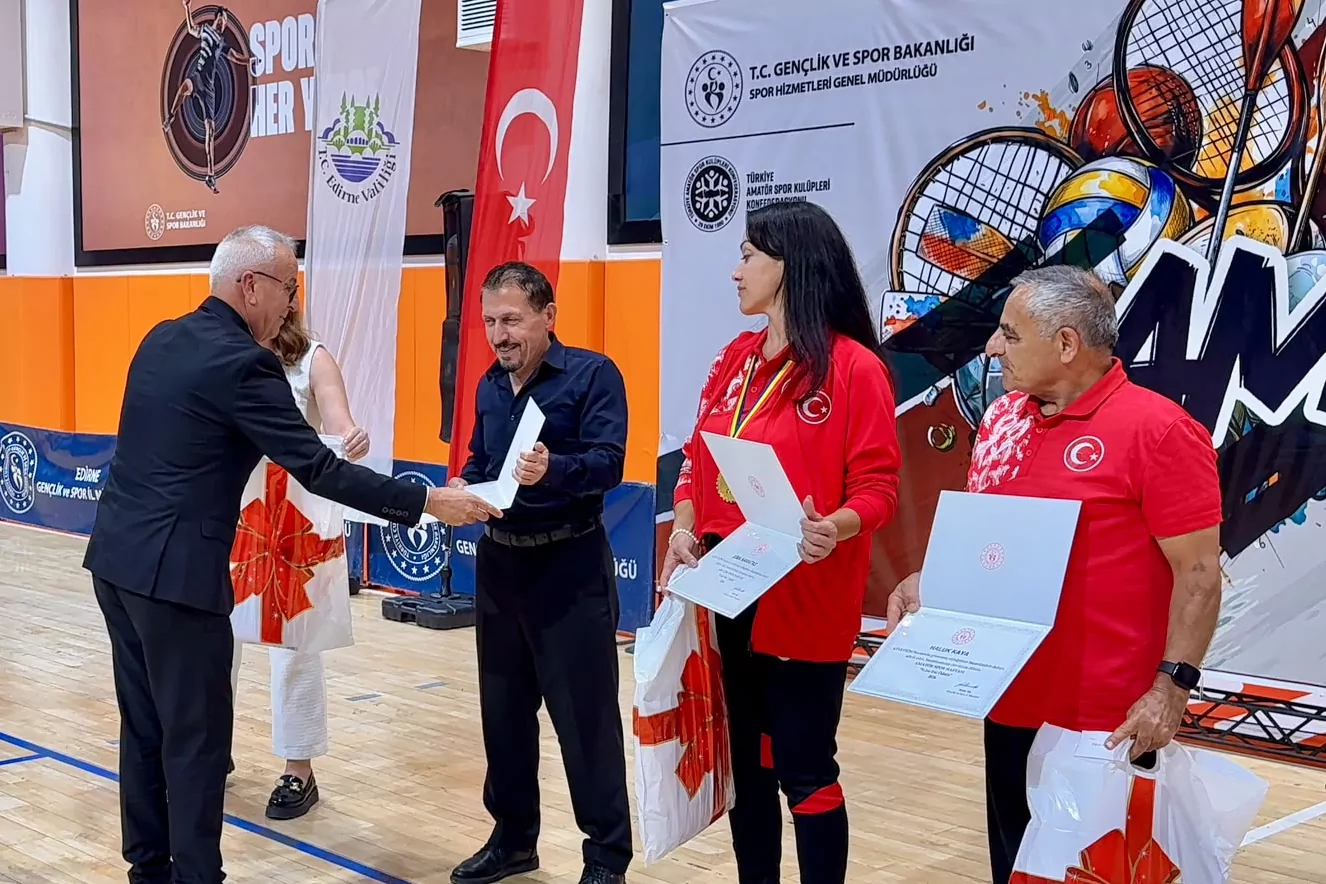 Edirne'de 'Yılın Enleri' ödülü... 51 yıllık emeğin gururu