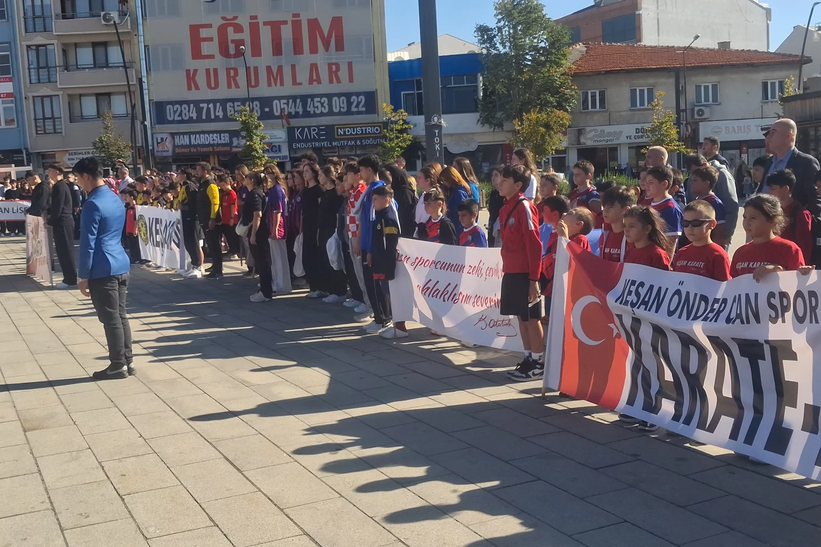 Keşan'da Amatör Spor Haftası kortejle başladı