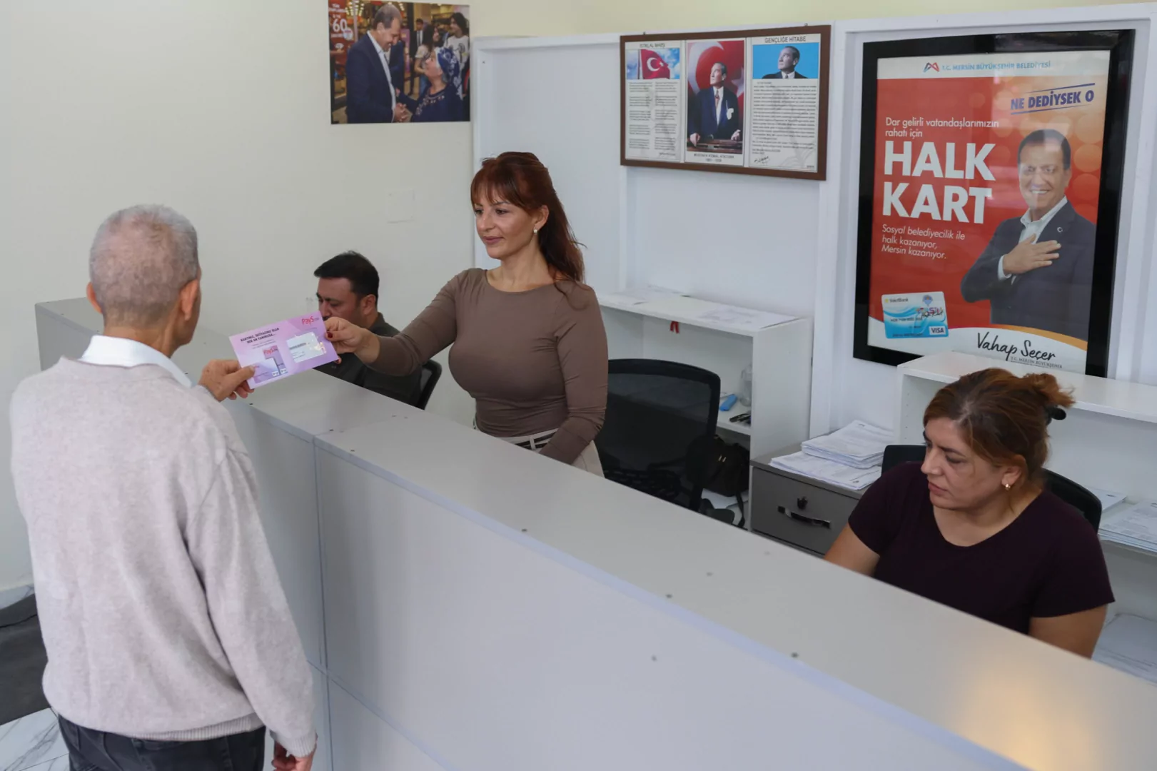 Mersin'de 'Halk Kart' uygulaması yüzleri güldürüyor
