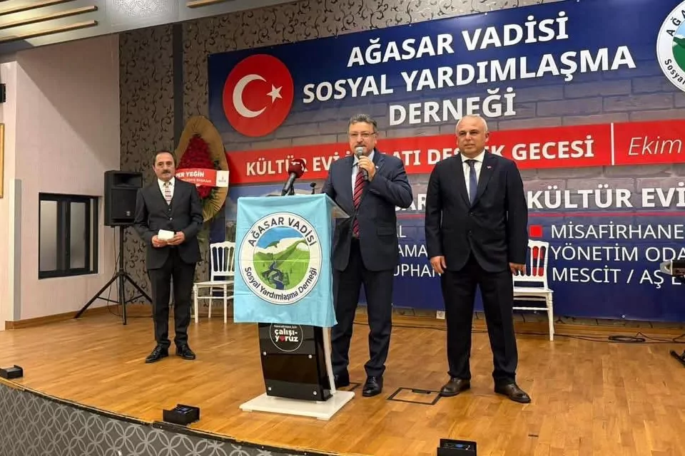 Trabzon'da Başkan Genç'ten Ağasar Kültür Evi'ne destek